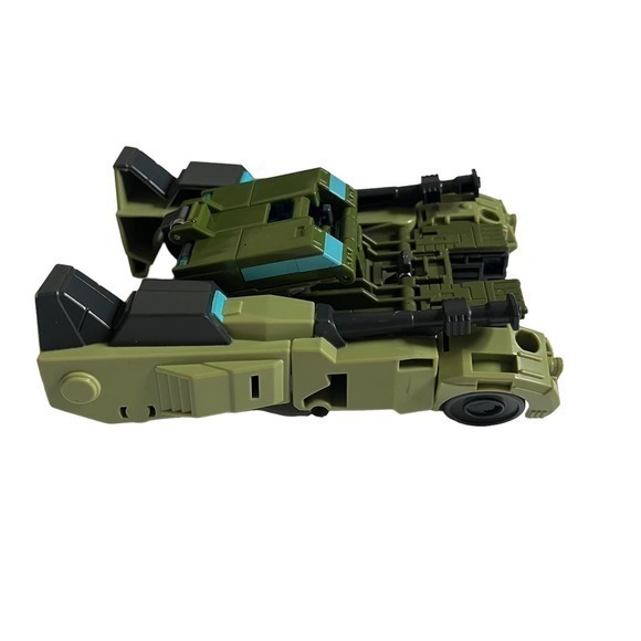 Rack N' Ruin Energon Armor Transformers Cyberverse Action Figure - Picture 4 of 5